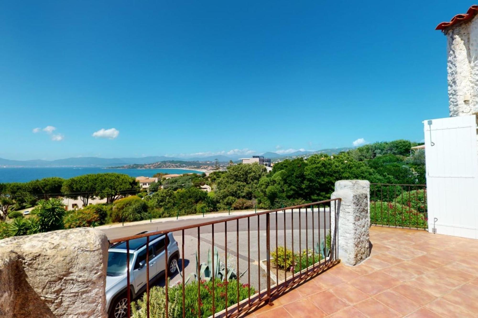 Apartment Haut De Villa Vue Mer 3 Pieces Climatise & Wifi 4 A 6 Personnes