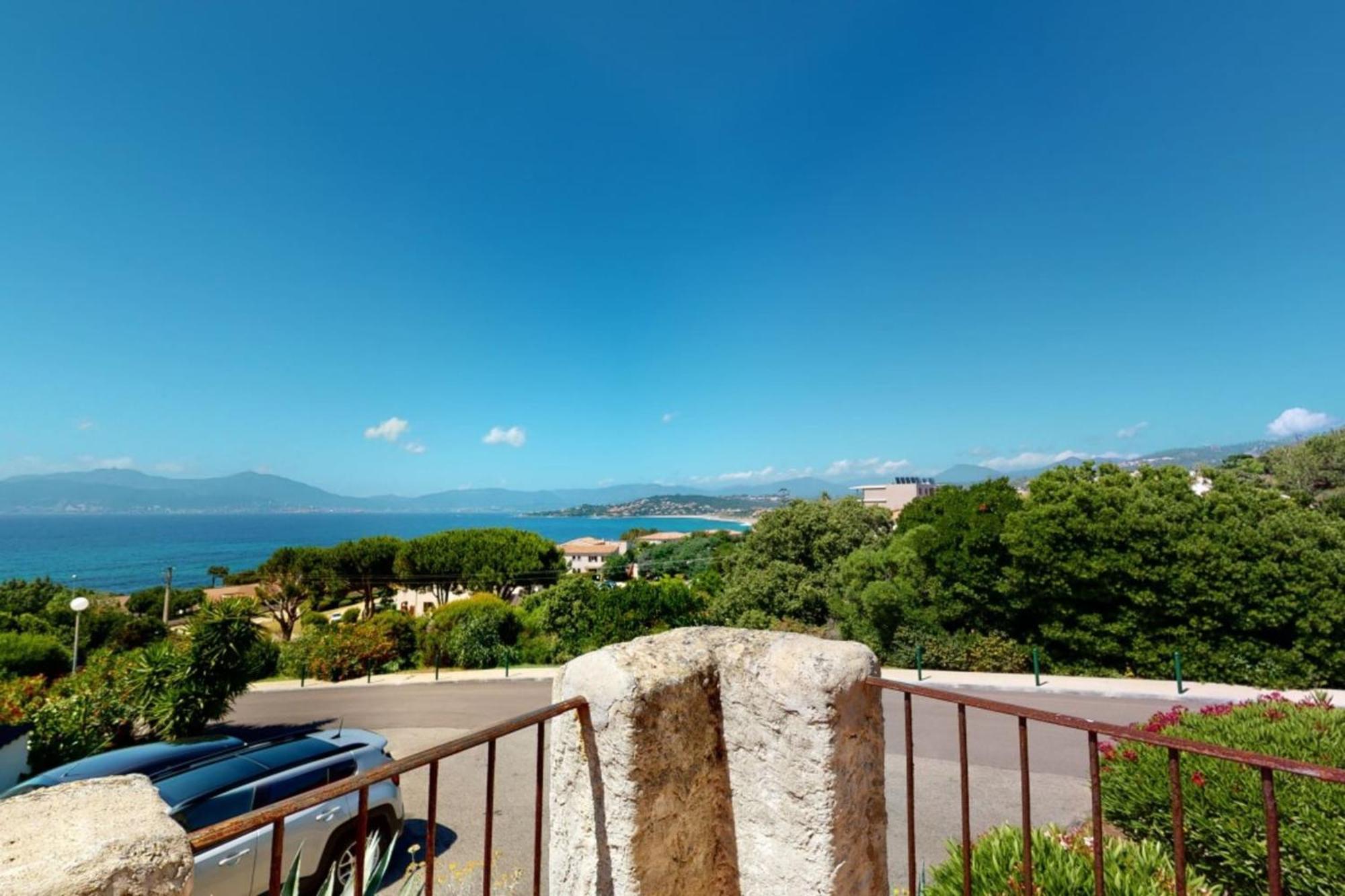 Haut De Villa Vue Mer 3 Pieces Climatise & Wifi 4 A 6 Personnes Apartment Pietrosella